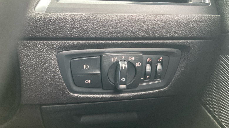 BMW 1 Series 118d SE 5dr [Nav] Step Auto Diesel Hatchback